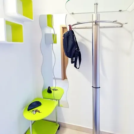 Bird شقة براغ